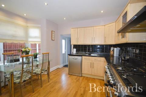 68 Gordon Road, Chadwell Heath, Romford, RM6 6DB