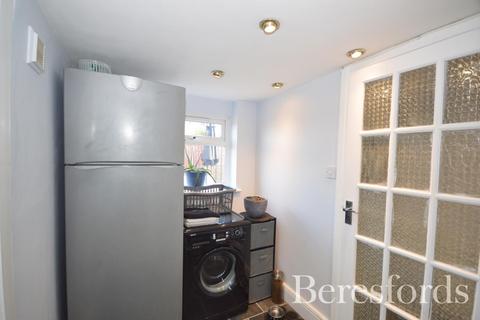 68 Gordon Road, Chadwell Heath, Romford, RM6 6DB