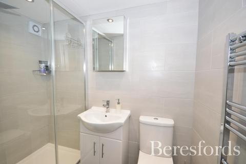 68 Gordon Road, Chadwell Heath, Romford, RM6 6DB