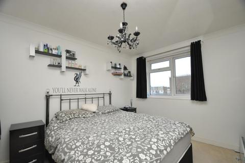 111 Victor Close, Hornchurch, RM12 4XU