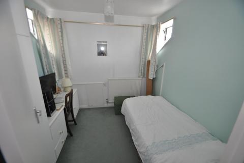 61 Hubbards Chase, Hornchurch, RM11 3DD