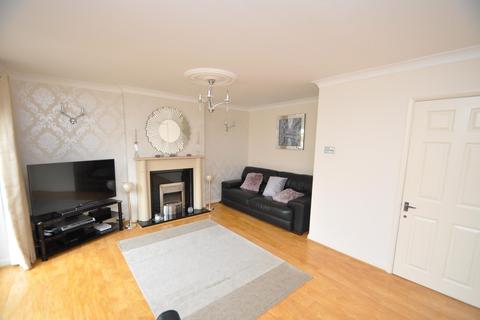 13 Spingate Close, Hornchurch, RM12 6SW