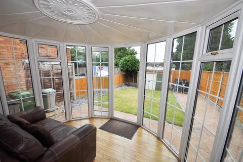 7 Courage Close, Hornchurch, RM11 2BJ