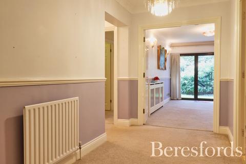 7 Ridgemont Place, Hornchurch, RM11 3LQ