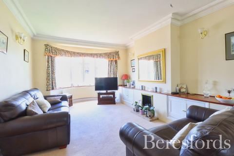 199 Ravenscourt Grove, Hornchurch, RM12 6JA