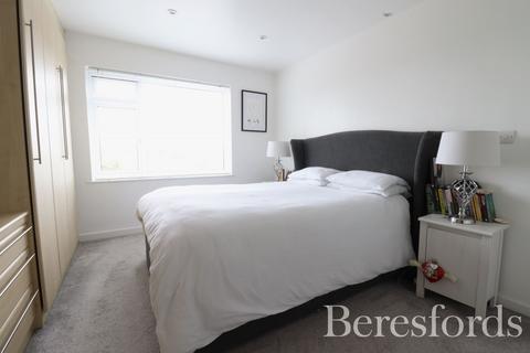 Flat 44, Falkirk Court Falkirk Close, Hornchurch, RM11 3QX