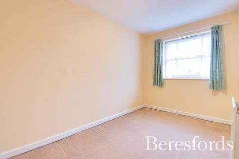 9 Ward Gardens, Harold Wood, Romford, RM3 0WX