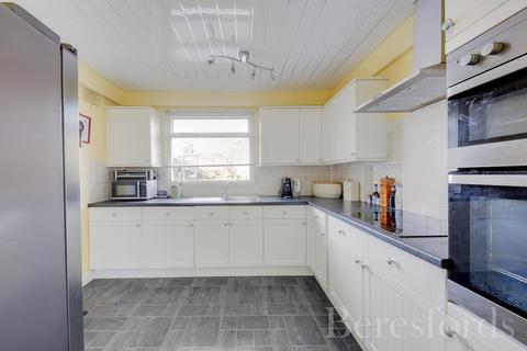 55 Daventry Road, Romford, RM3 7RA
