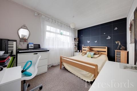 55 Daventry Road, Romford, RM3 7RA
