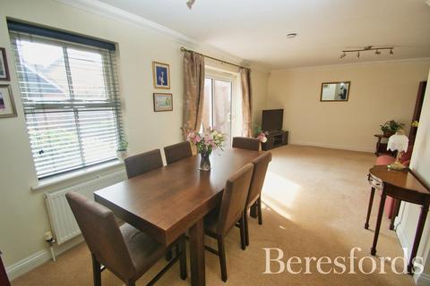 2 Hare Bridge Crescent, Ingatestone, CM4 9DR