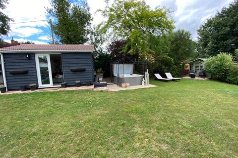 13 Eaton Way, Great Totham, Maldon, CM9 8EE