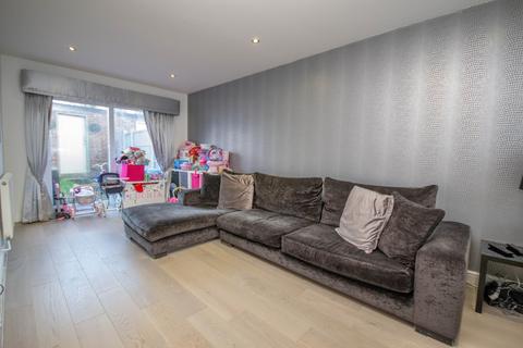 116 Wainwright Avenue, Hutton, Brentwood, CM13 2SZ