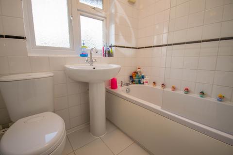 116 Wainwright Avenue, Hutton, Brentwood, CM13 2SZ
