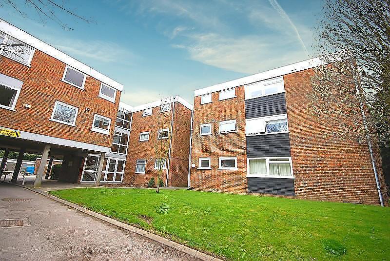 Hutton Road, Hutton Road, CM15 1 bed apartment for sale £275,000