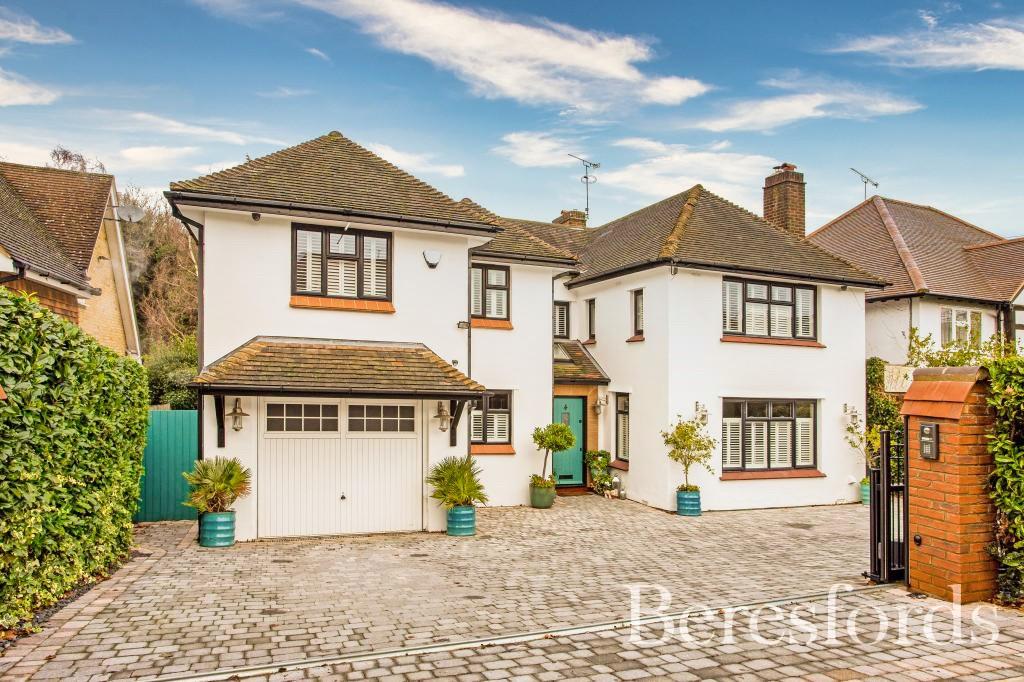 Worrin Road, Shenfield, CM15 5 bed detached house £1,500,000