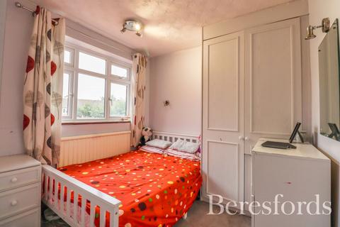 31 Queenswood Avenue, Hutton, Brentwood, CM13 1HU