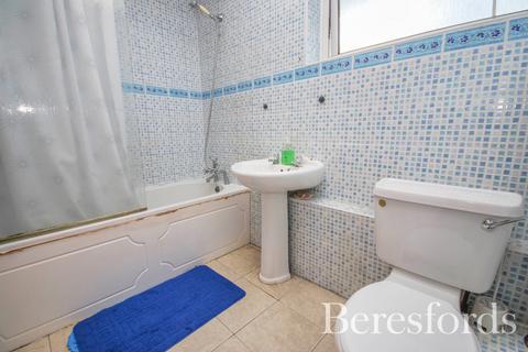 14 Tomlyns Close, Hutton, Brentwood, CM13 1PU