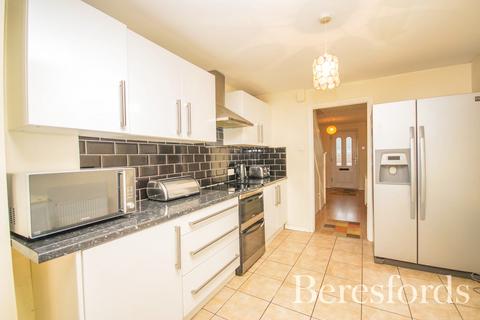 14 Tomlyns Close, Hutton, Brentwood, CM13 1PU