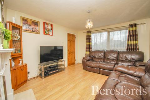 14 Tomlyns Close, Hutton, Brentwood, CM13 1PU