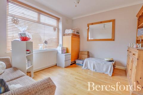 28 Colet Road, Hutton, Brentwood, CM13 1LD
