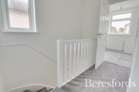 2 Edwards Way, Hutton, Brentwood, CM13 1BT