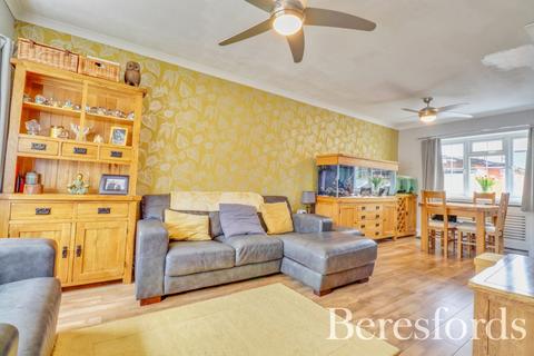 100 Hutton Drive, Hutton, Brentwood, CM13 1QN