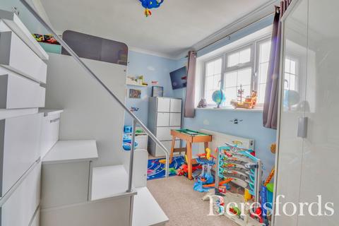 100 Hutton Drive, Hutton, Brentwood, CM13 1QN