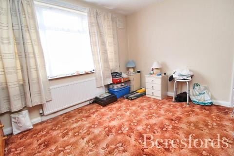 25 Isis Drive, Upminster, RM14 1LJ