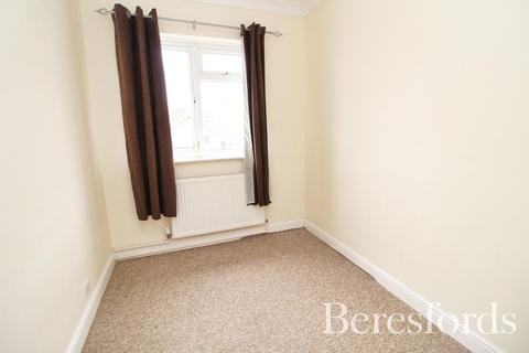 15 Elm Road, Aveley, South Ockendon, RM15 4SX