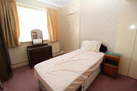 1 The Shrubbery, Upminster, RM14 3AH