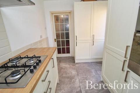 99e Purfleet Road, Aveley, South Ockendon, RM15 4DS