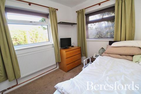 99e Purfleet Road, Aveley, South Ockendon, RM15 4DS
