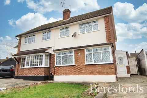 10 Rustic Close, Upminster, RM14 1JP