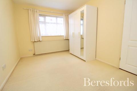 10 Rustic Close, Upminster, RM14 1JP