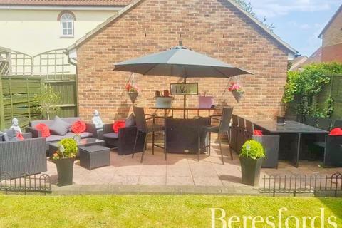 48 Birch Crescent, South Ockendon, RM15 6TZ