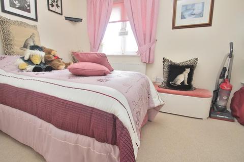 41 Blunts Hall Road, Witham, CM8 1ES