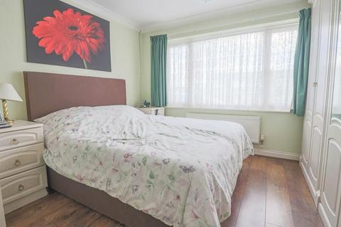 113 Chelmer Road, Witham, CM8 2ET