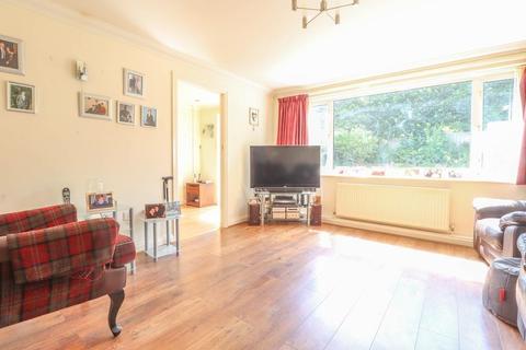 113 Chelmer Road, Witham, CM8 2ET
