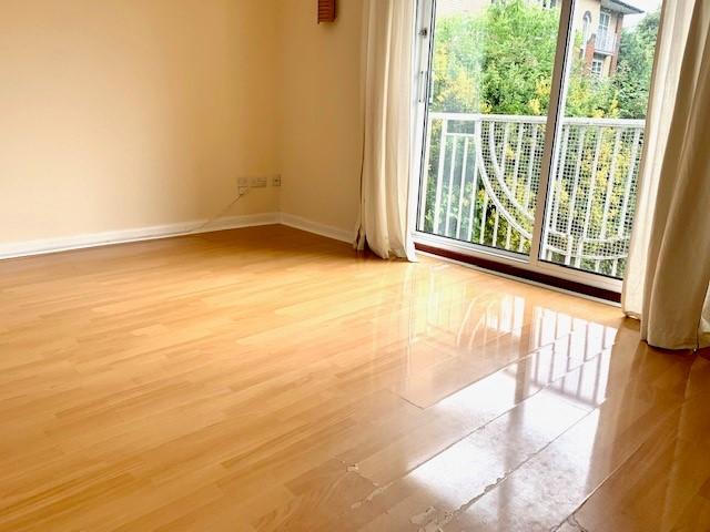 Apartment in Southampton - View 2