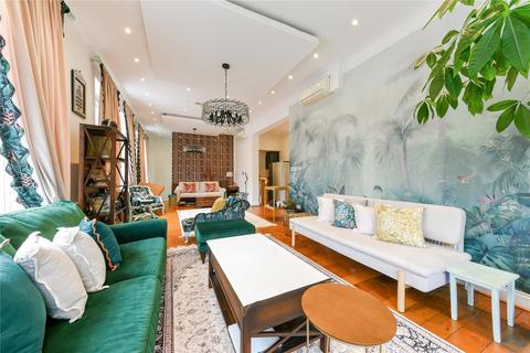undefined, Gloucester Square, Gloucester Square, W2