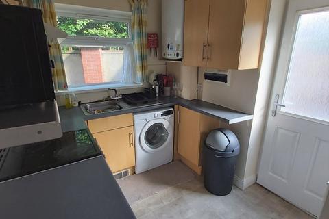 1 bedroom in a house share to rent, Derwent Avenue, off Melrosegate, York YO10