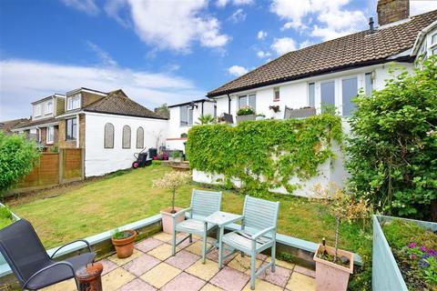 42 High Ridge, Hythe, CT21 5TF