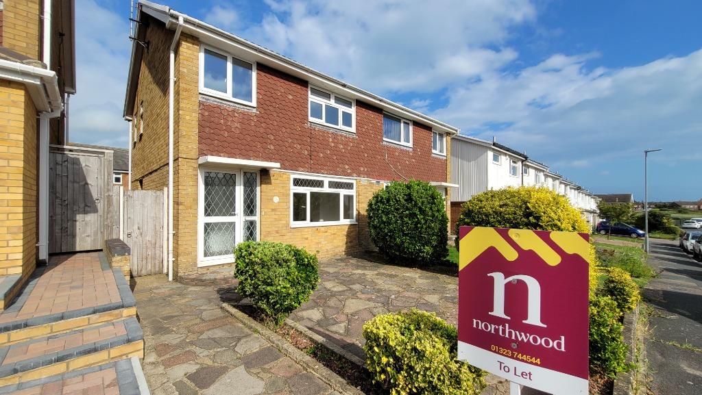 Reynolds Road, Eastbourne, BN23 3 bed semidetached house £1,200 pcm