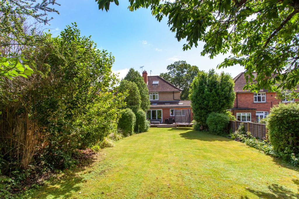 Peppard Road, Caversham, Reading 4 bed semidetached house £795,000