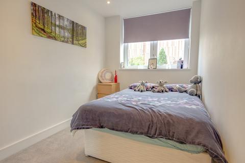 2 bedroom apartment for sale, Ringside, Bracknell