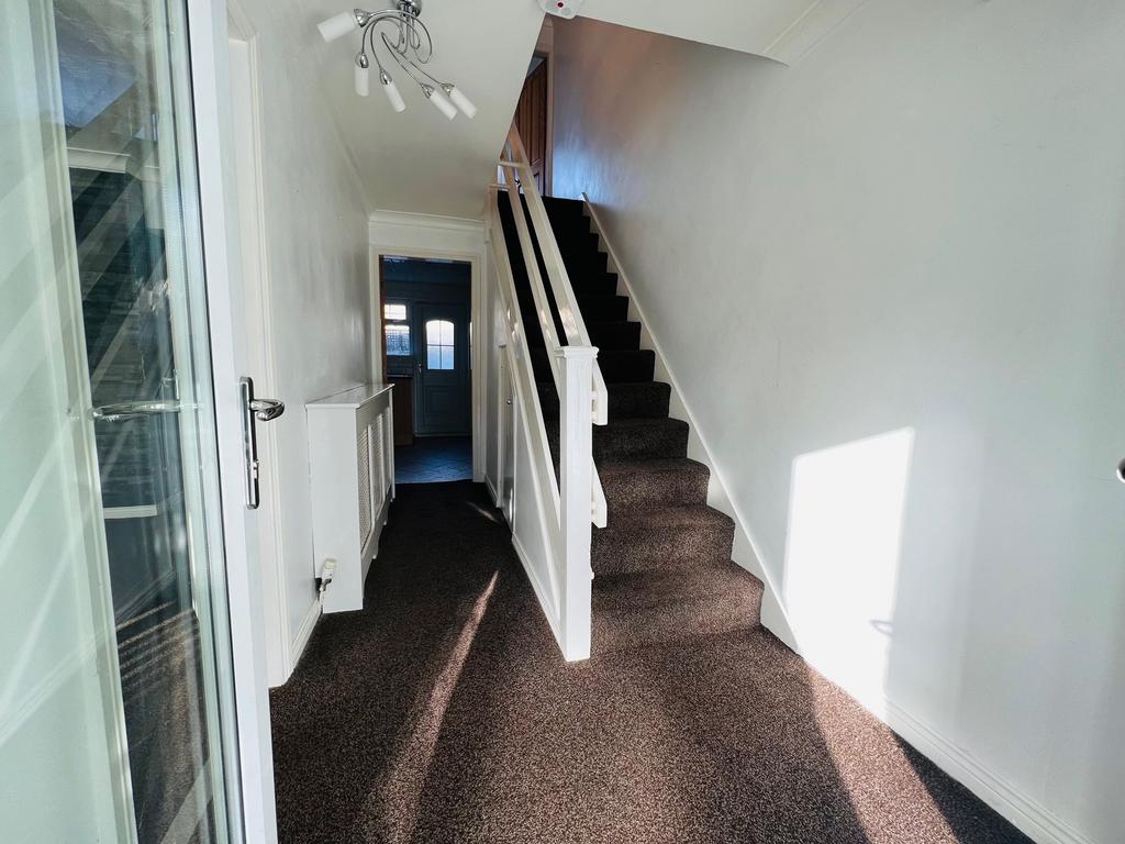 Derwent Close, Seaham, Co. Durham, SR7 3 bed terraced house £750 pcm (£173 pw)