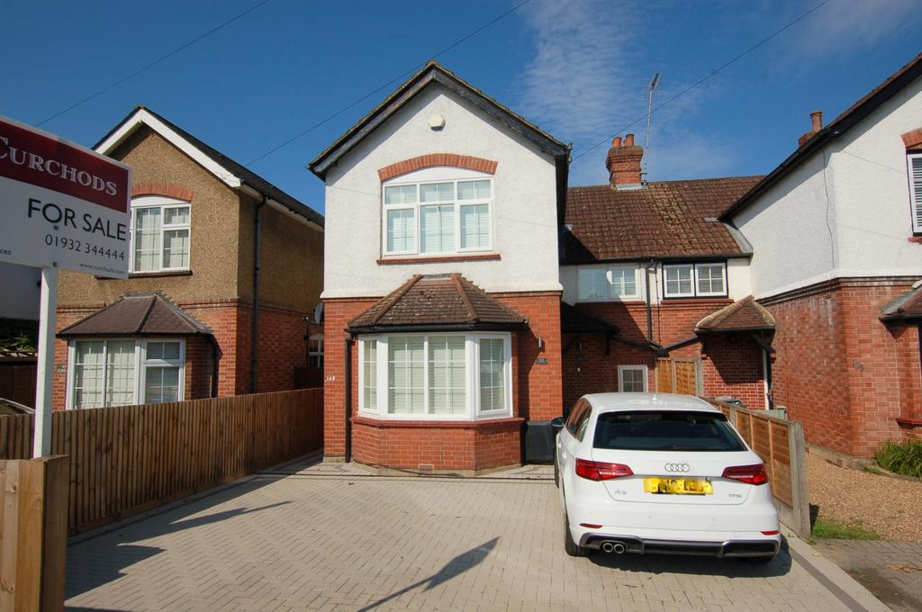 New Haw Road, Addlestone, KT15 3 bed semidetached house £575,000