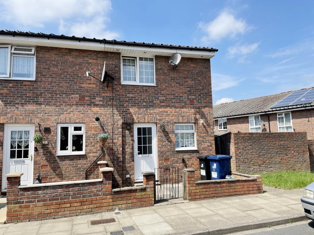 54 Lancaster Road, Northolt, Middlesex 2 bed end of terrace house £