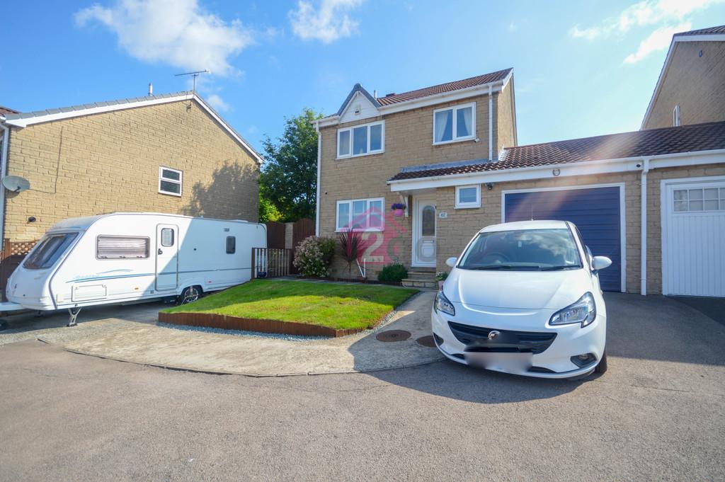 Rowan Tree Road, Killamarsh... 4 bed detached house £240,000