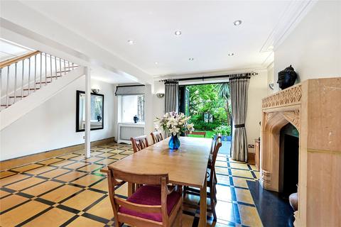 53 Addison Gardens, London, W14 0DP